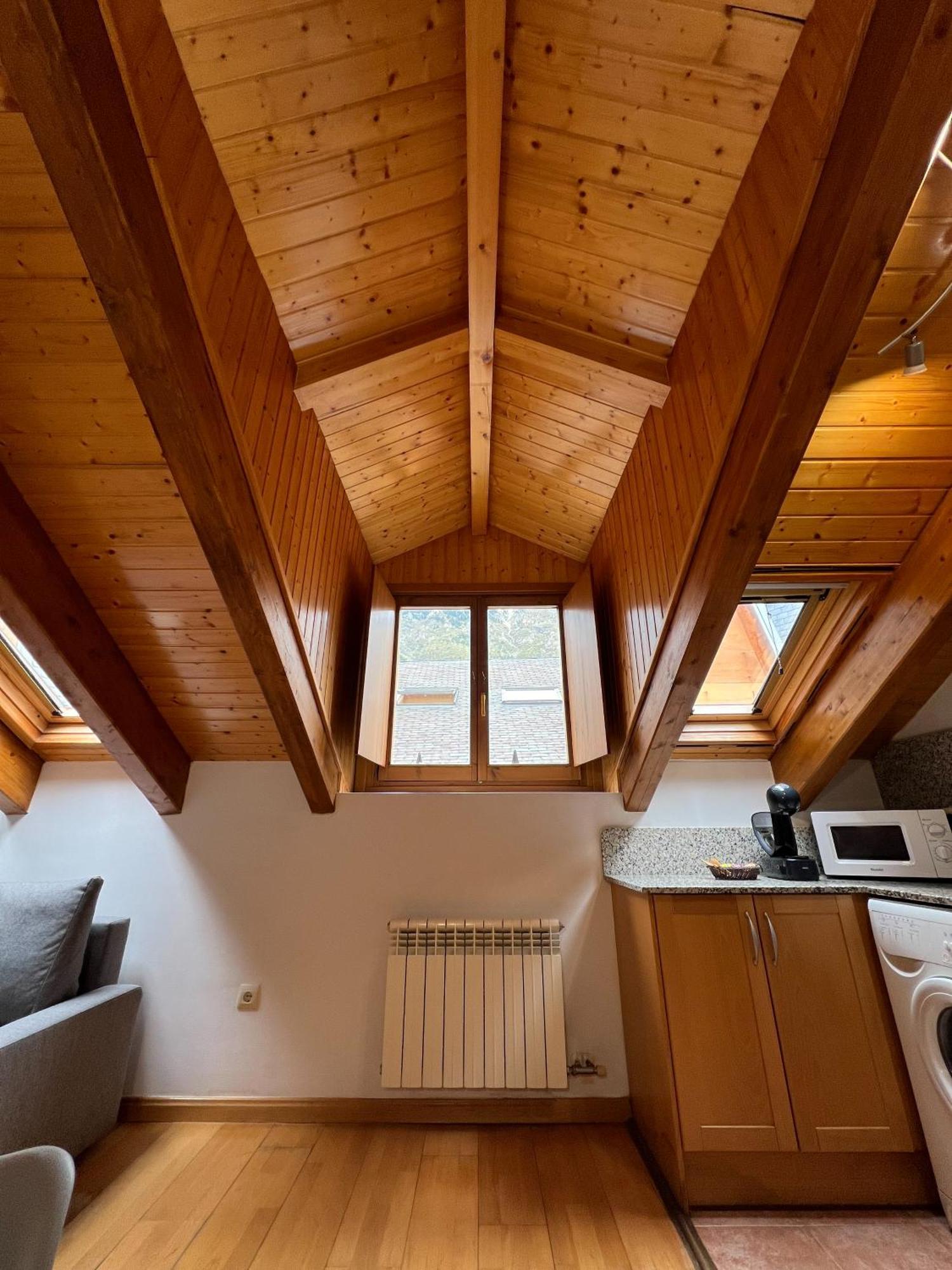 Apartament Casa La Muga Benasque Zewnętrze zdjęcie