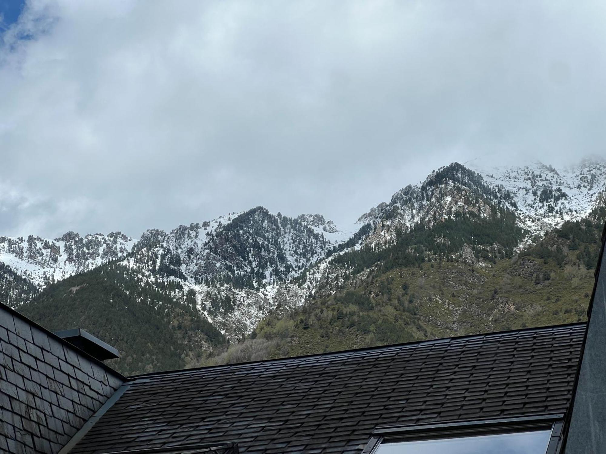 Apartament Casa La Muga Benasque Zewnętrze zdjęcie